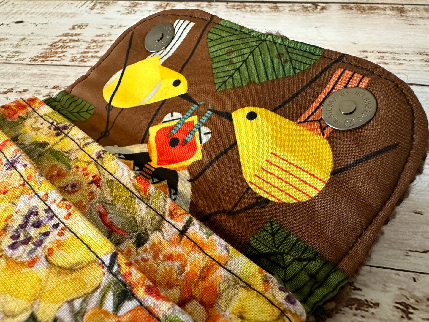 Yellow Warblers Simple Card Wallet ~ Black Label