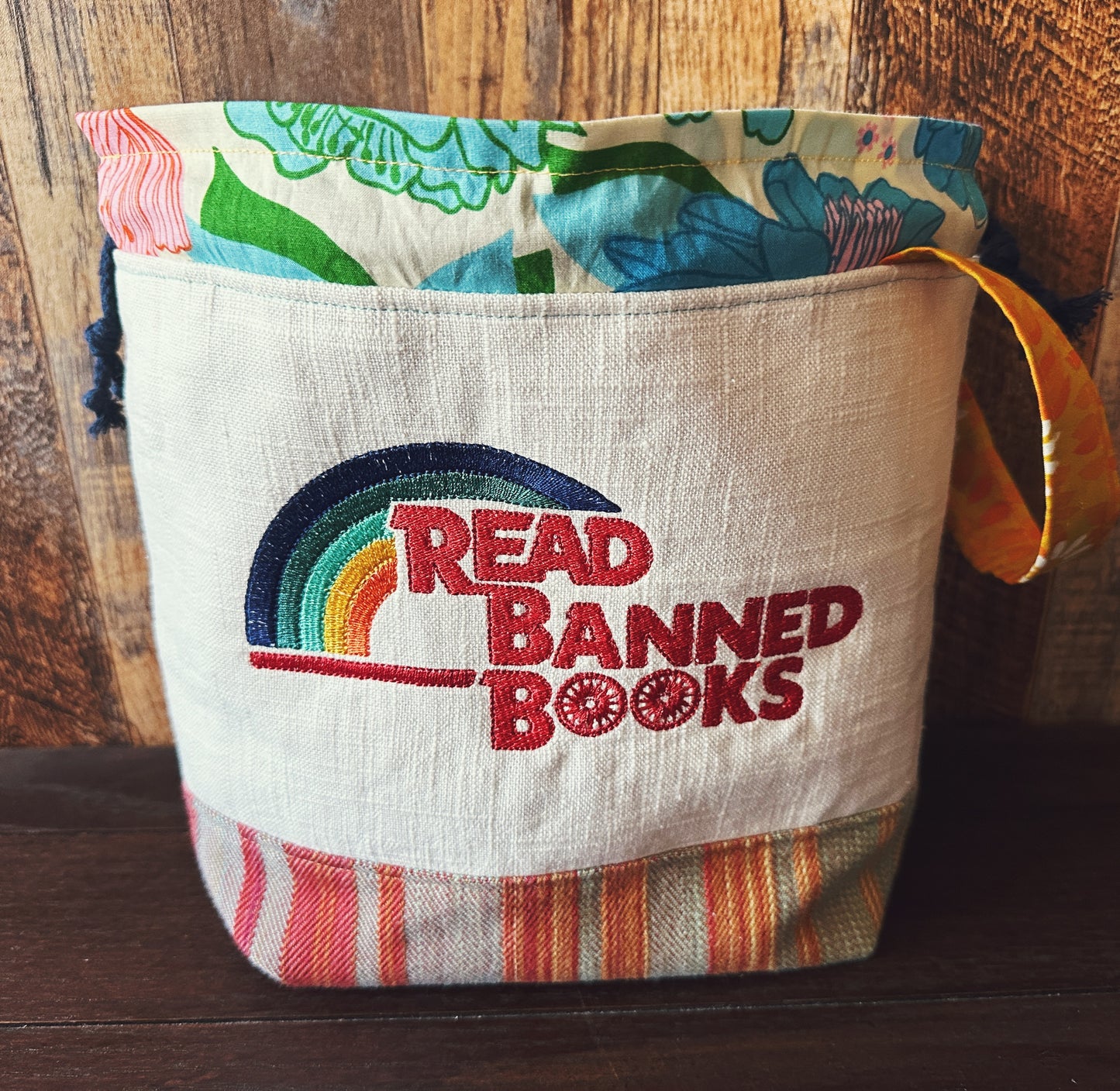 Read Banned Books Medium Project Bag