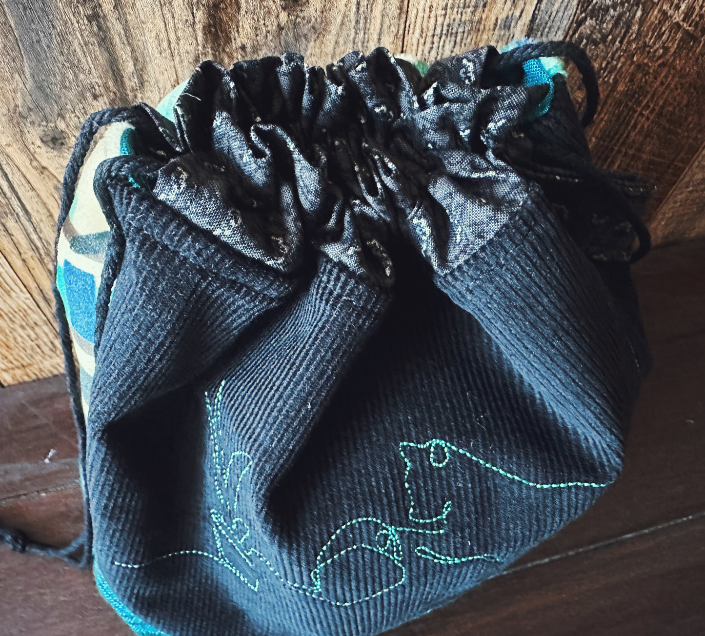 Void Kitty in the Library Medium Project Bag