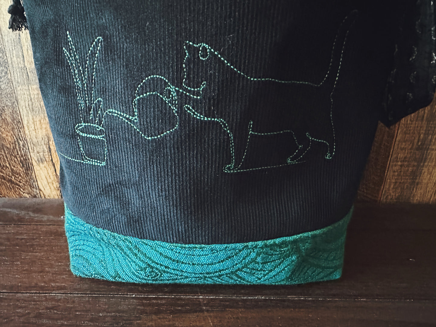Void Kitty in the Library Medium Project Bag