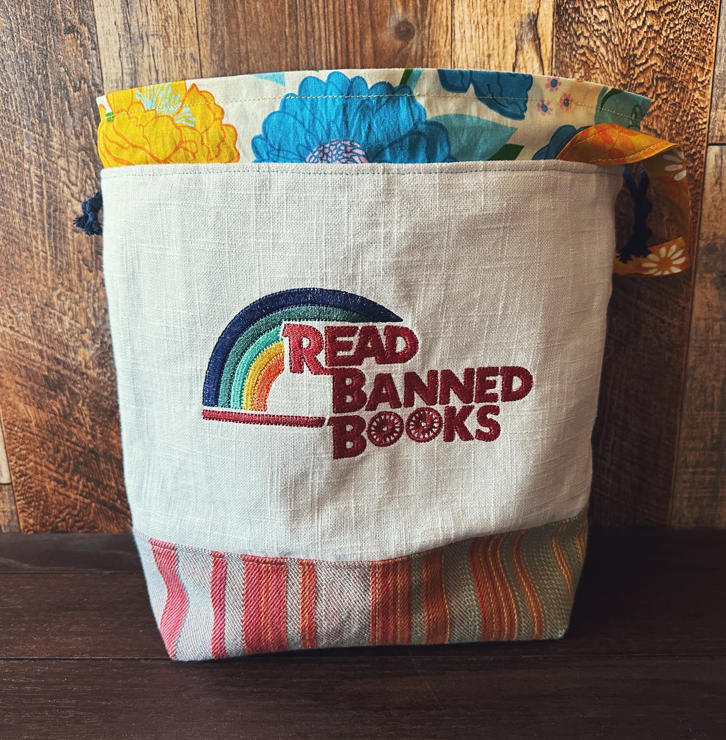 Read Banned Books Large Project Bag