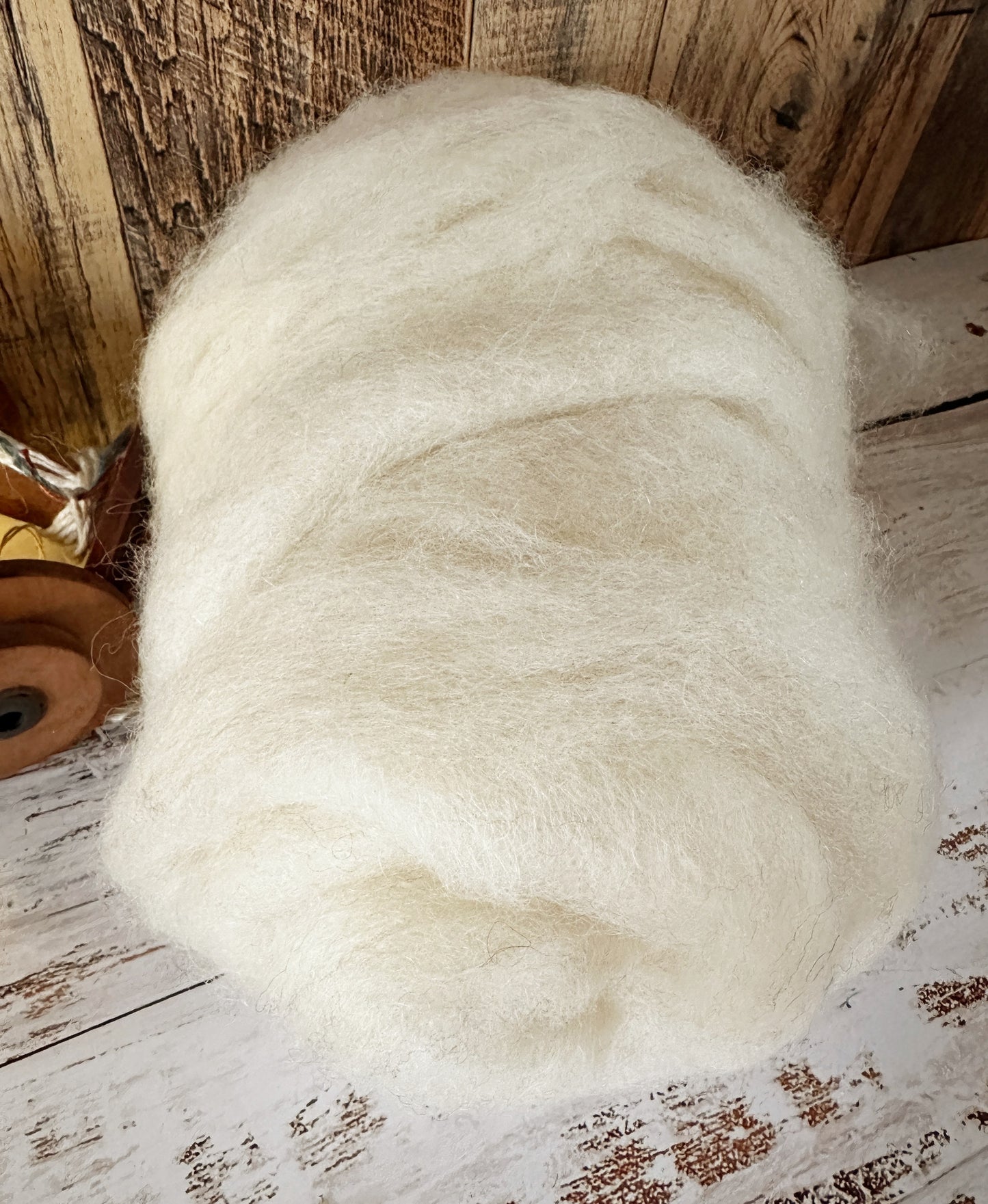 Shetland Wool Roving from Georgia ~ 3 oz Bitty Bump