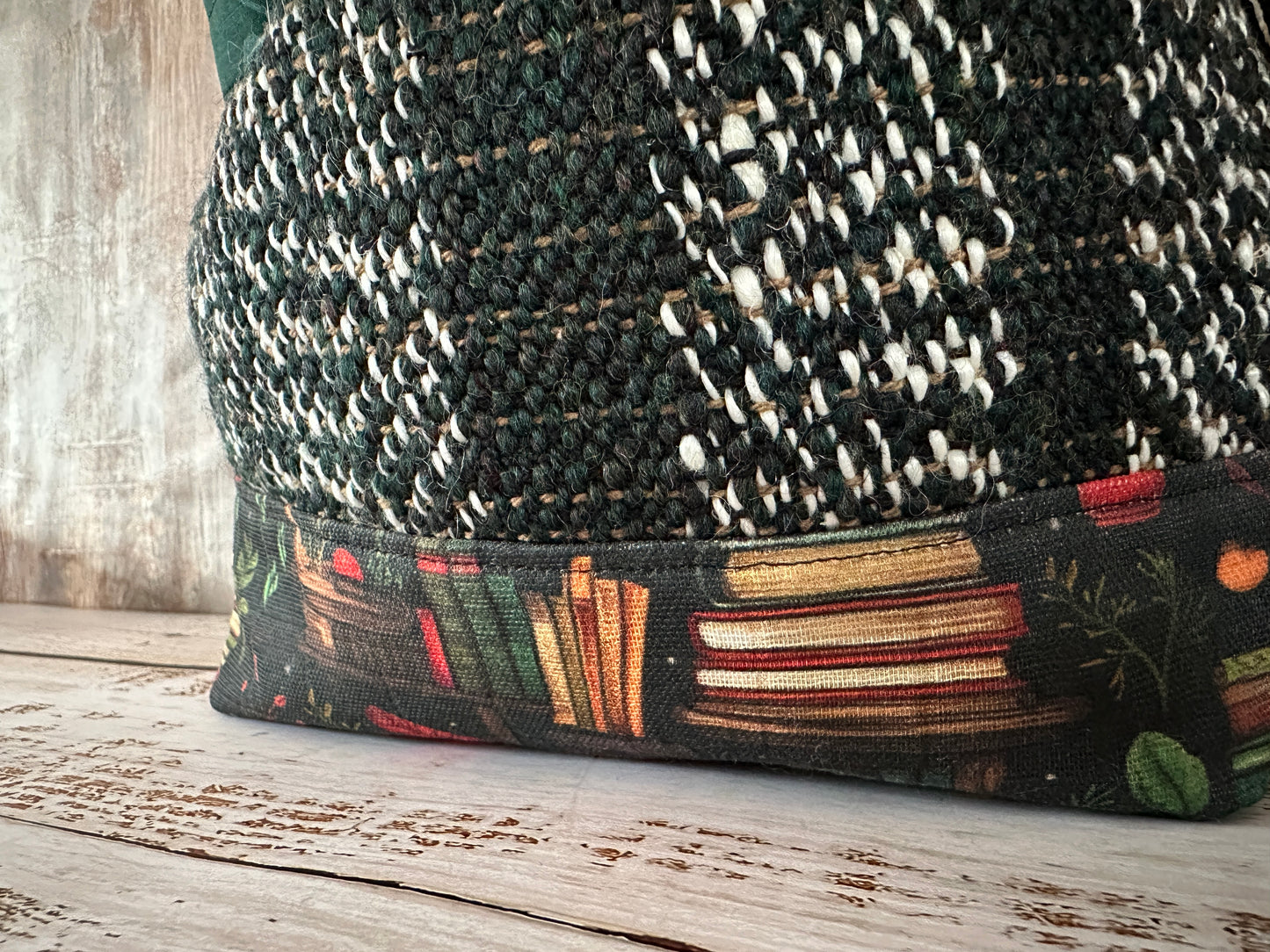 Green Library Medium Project Bag