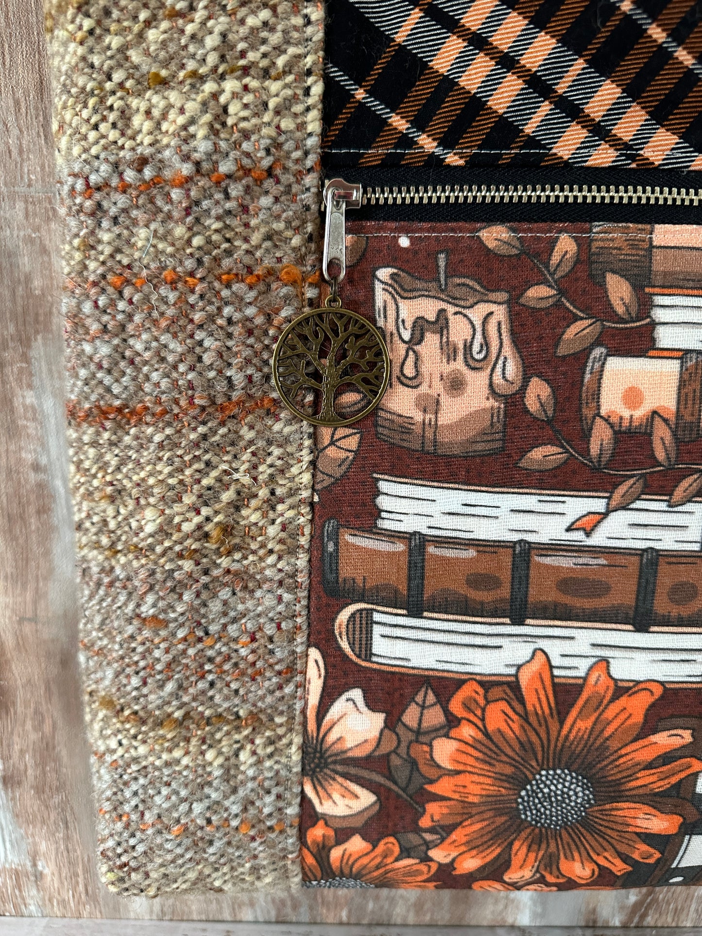 Reading Raven Double Pocket Large Tote Bag