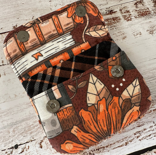 Literary Harvest Simple Card Wallet ~ Black Label (Copy)