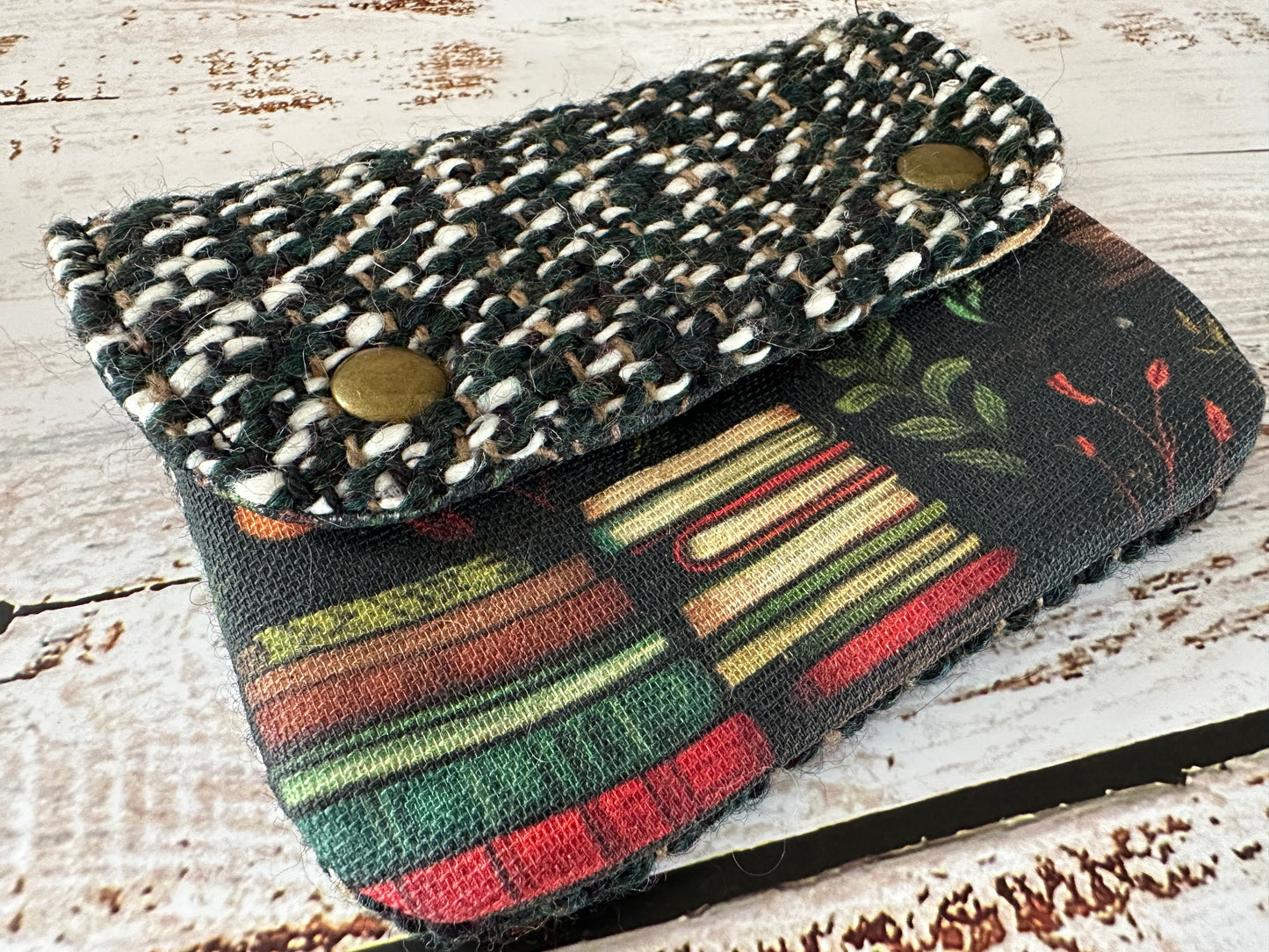Green Library Simple Card Wallet ~ Black Label