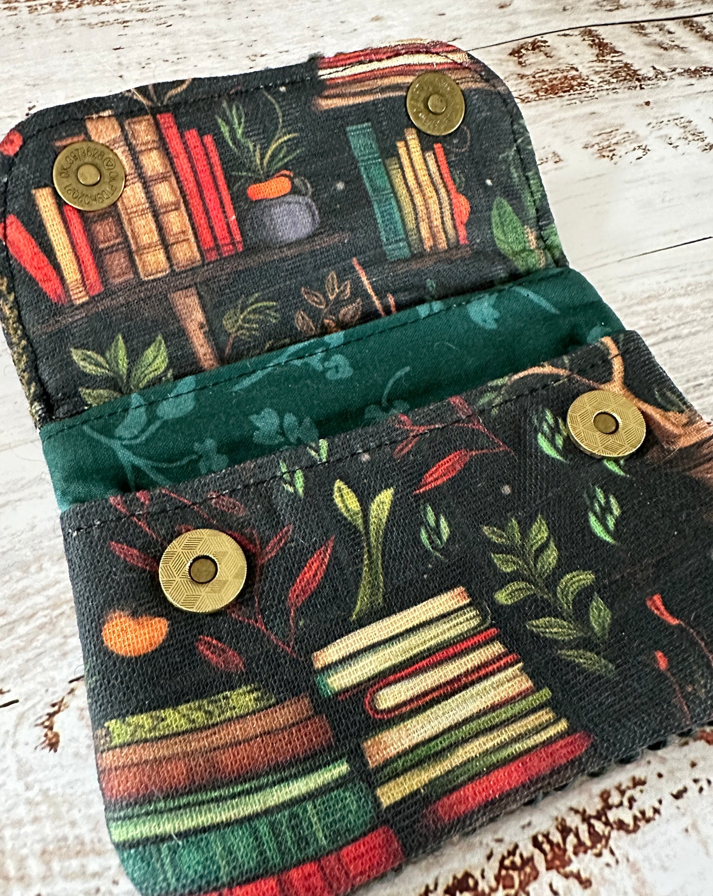 Green Library Simple Card Wallet ~ Black Label