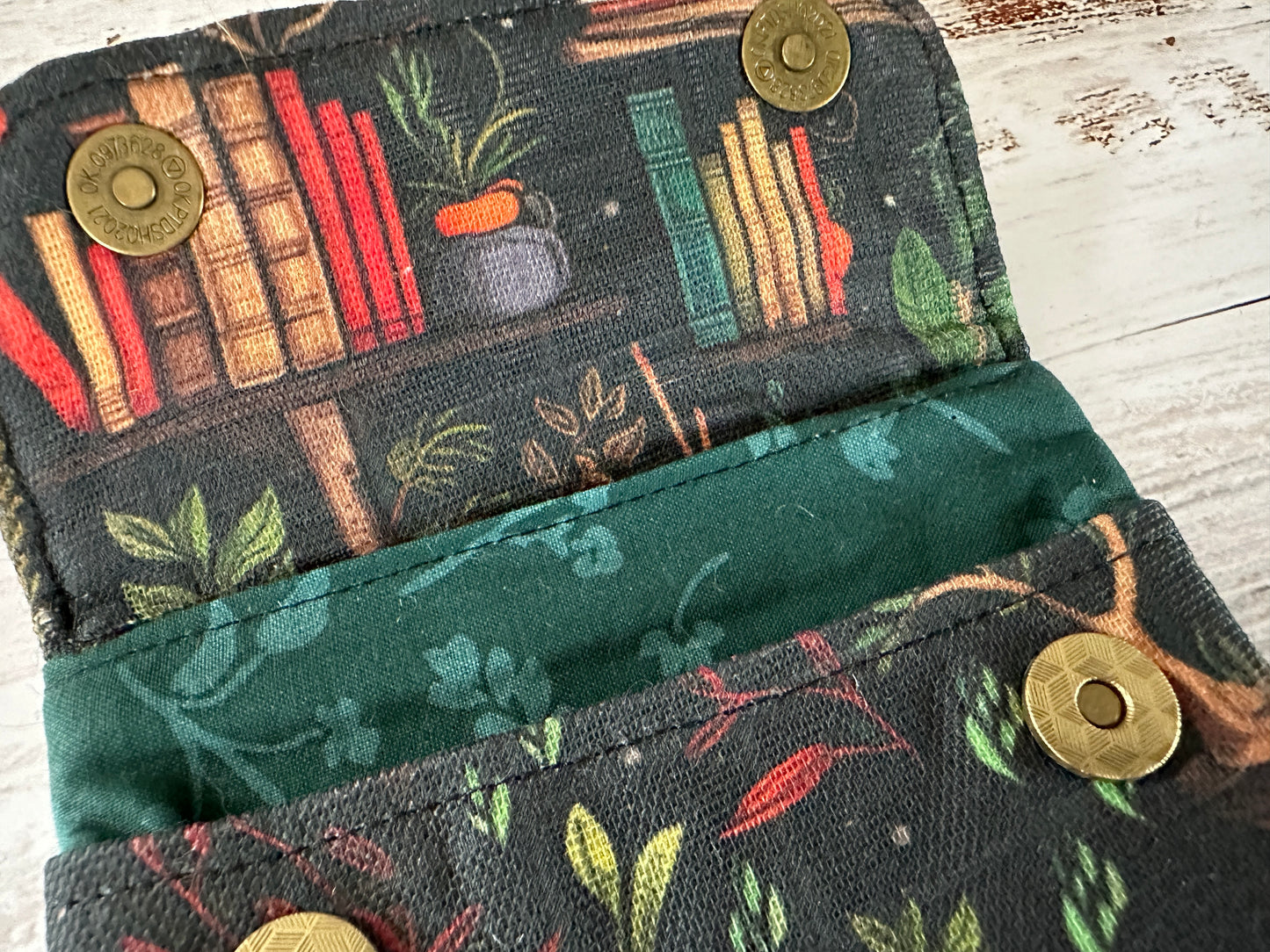 Green Library Simple Card Wallet ~ Black Label