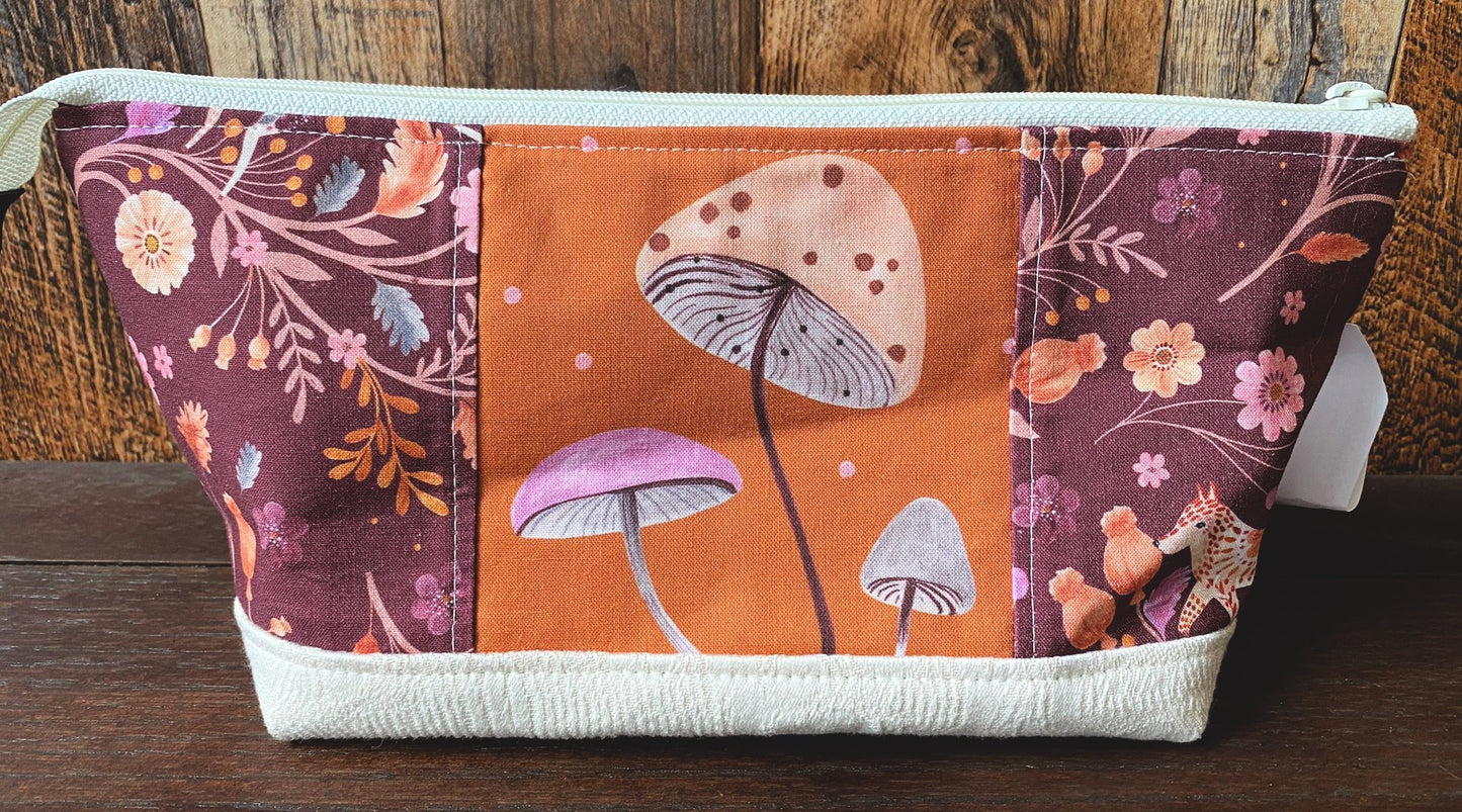 Mushroom and Woodland Friends Medium Open Wide Spindle Bag