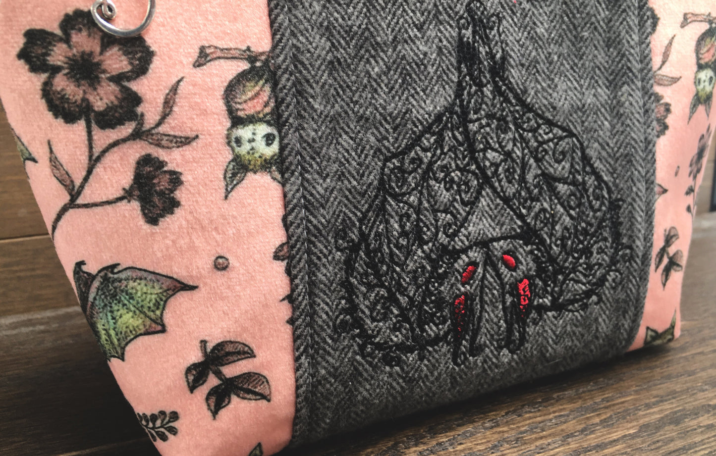 Bat Love! Grab-and-Go Zipper Bag