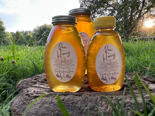 Rich and Earthy Honey from Queens Meg and Andy