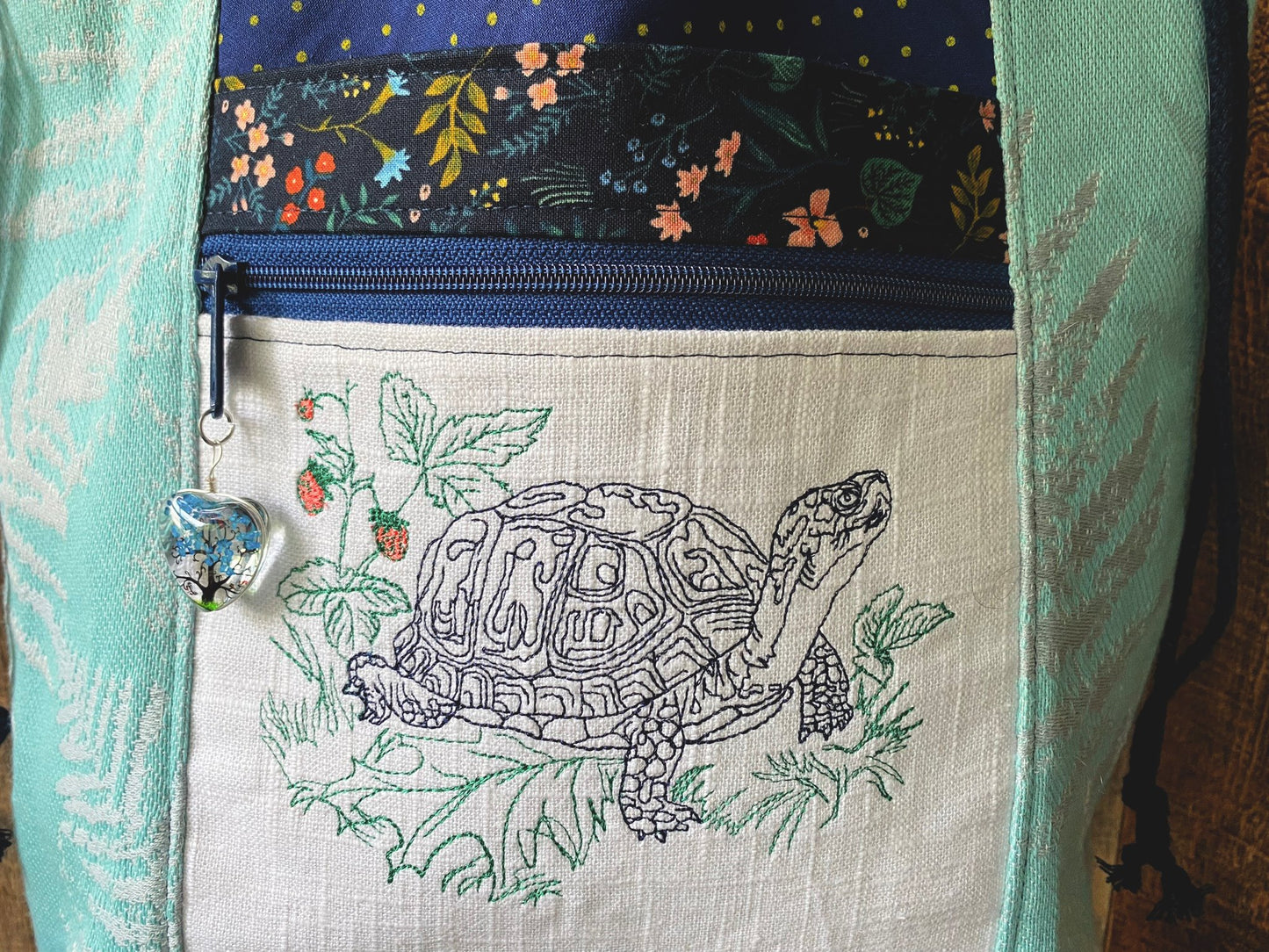 Box Turtle Large Firefly Project Bag
