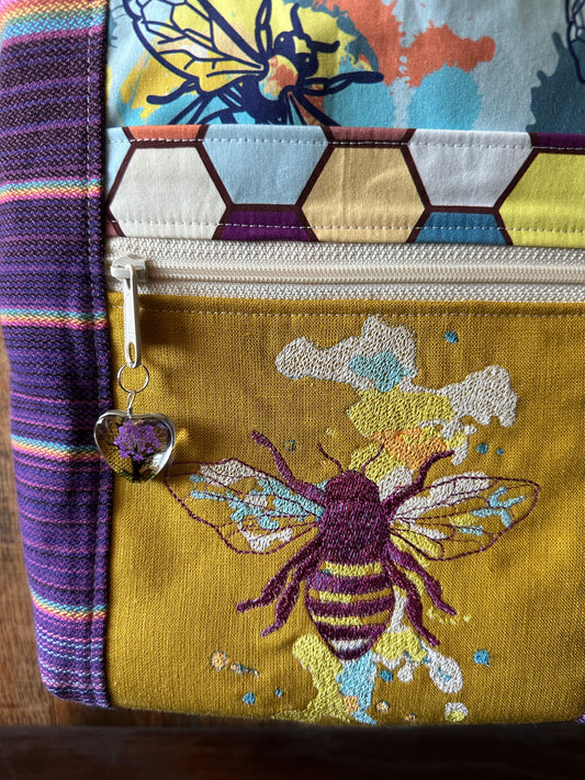 Buzzy Bees Medium Firefly Project Bag