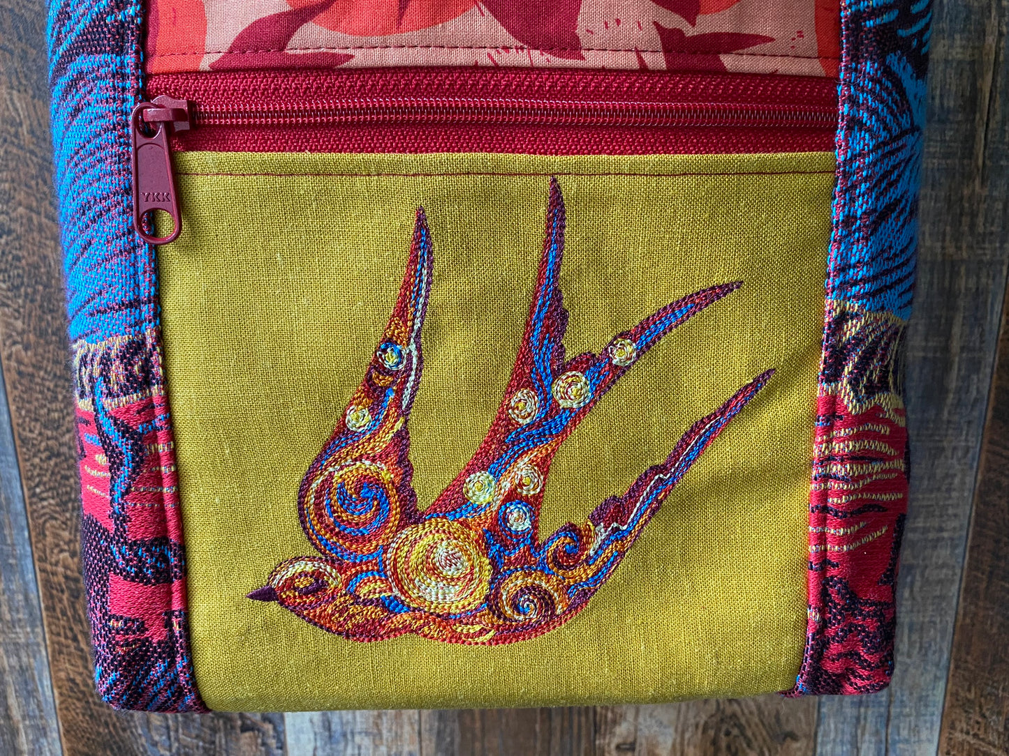 Starry Swallows Medium Firefly Project Bag