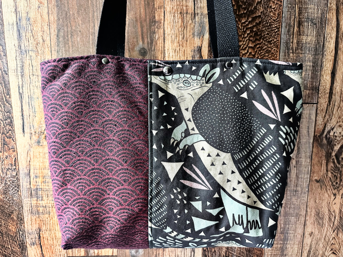 Armadillo Tote Bag with Zipper Pocket Divider
