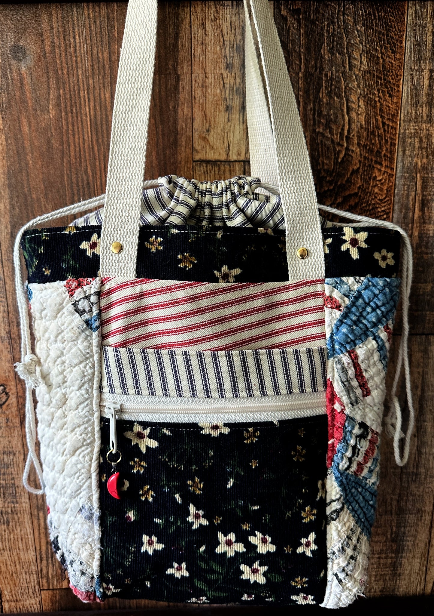 Repurposed Heritage Quilt Medium Deluxe Project Bag