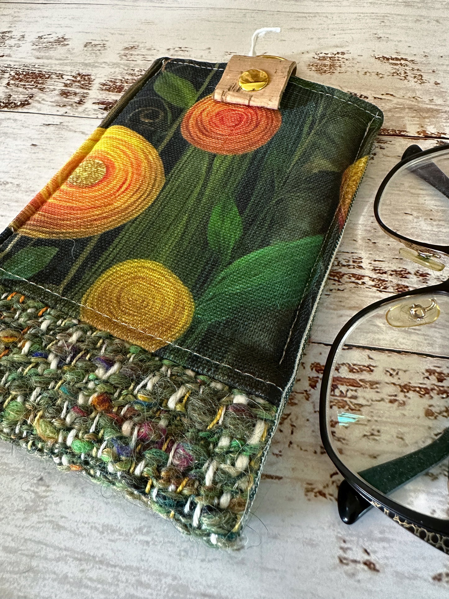 Peony Flowers and Woven Wool Padded Glasses Case