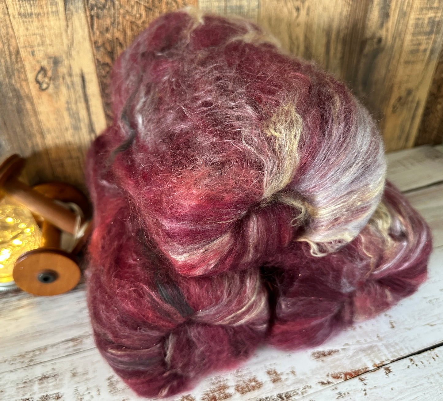 VERY ARTY Art Batts ~ Shetland and Mohair Batt for Spinning or Felting ~ Burgundy and Red