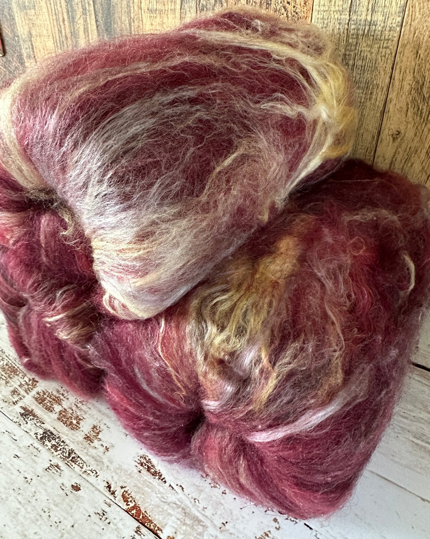 VERY ARTY Art Batts ~ Shetland and Mohair Batt for Spinning or Felting ~ Burgundy and Red