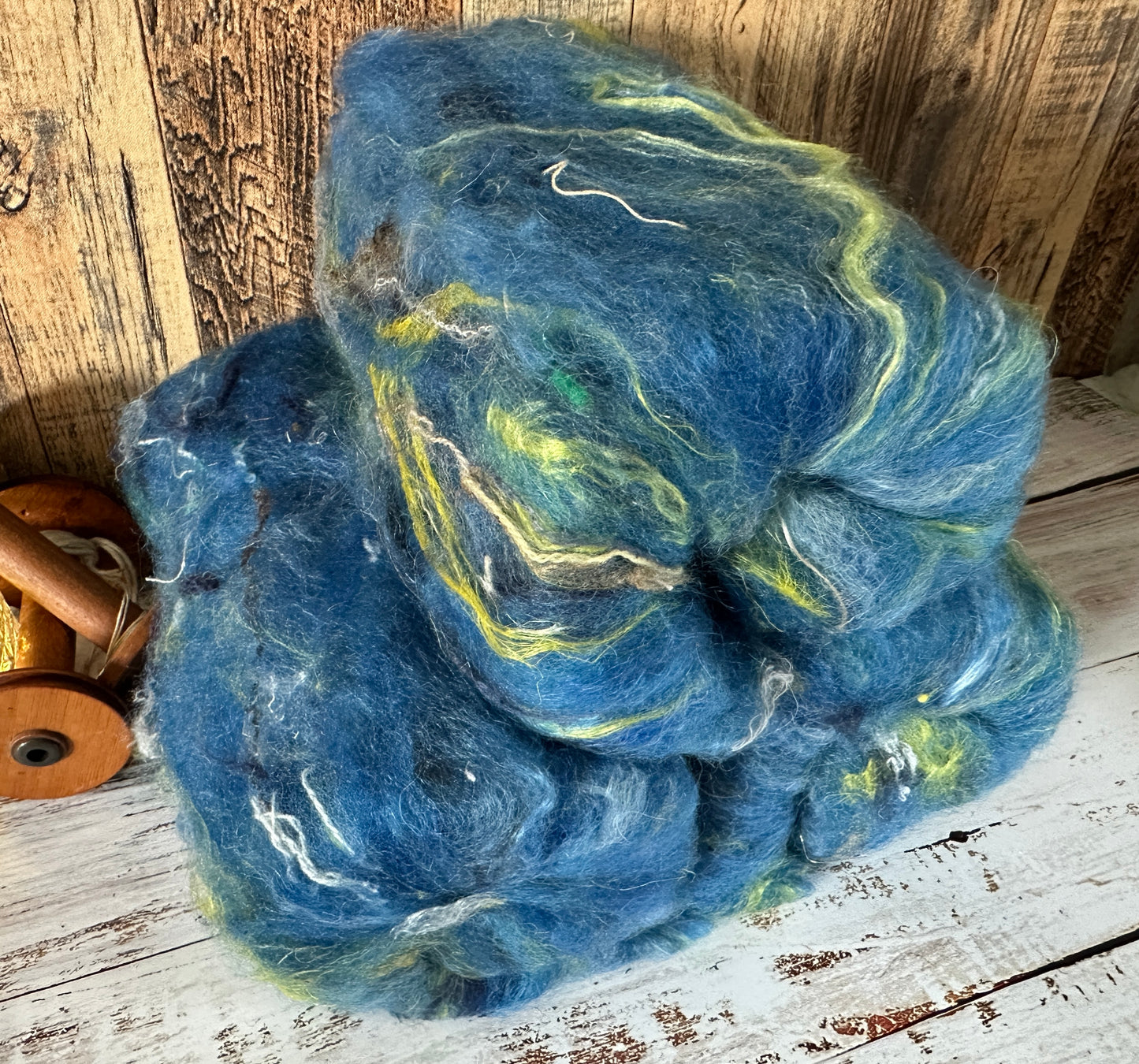 VERY ARTY Art Batts ~ Shetland and Mohair Batt for Spinning or Felting ~ Blues
