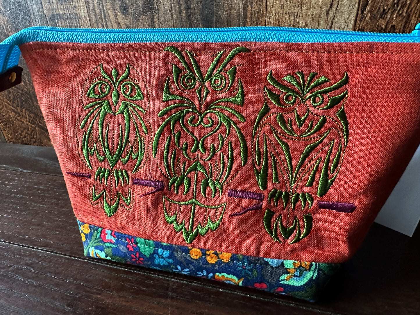 Trio of Owls Small Open Wide Spindle Bag