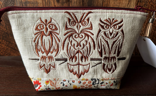 Trio of Owls Small Open Wide Spindle Bag