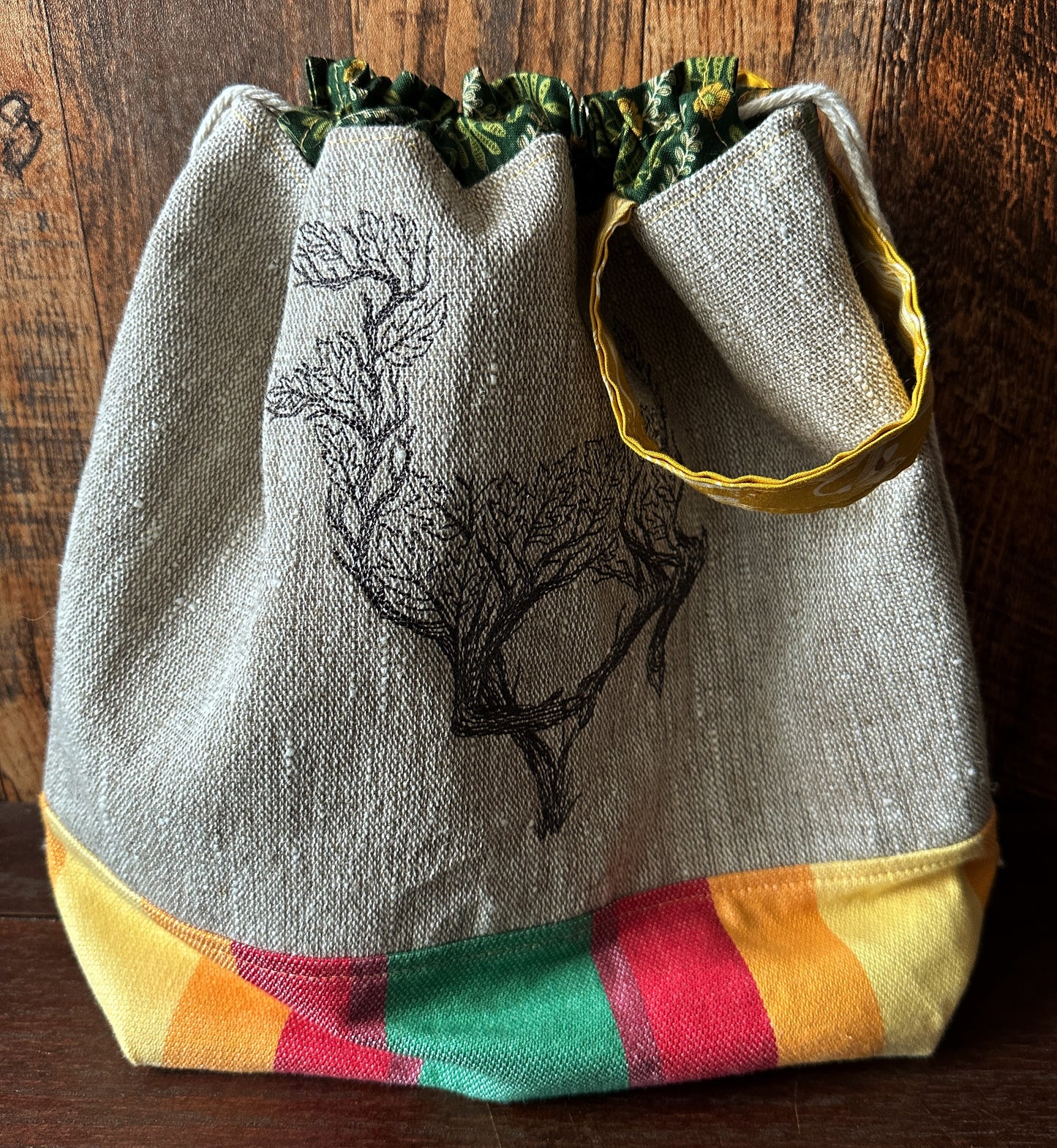 Deer in the Leaves Large Project Bag