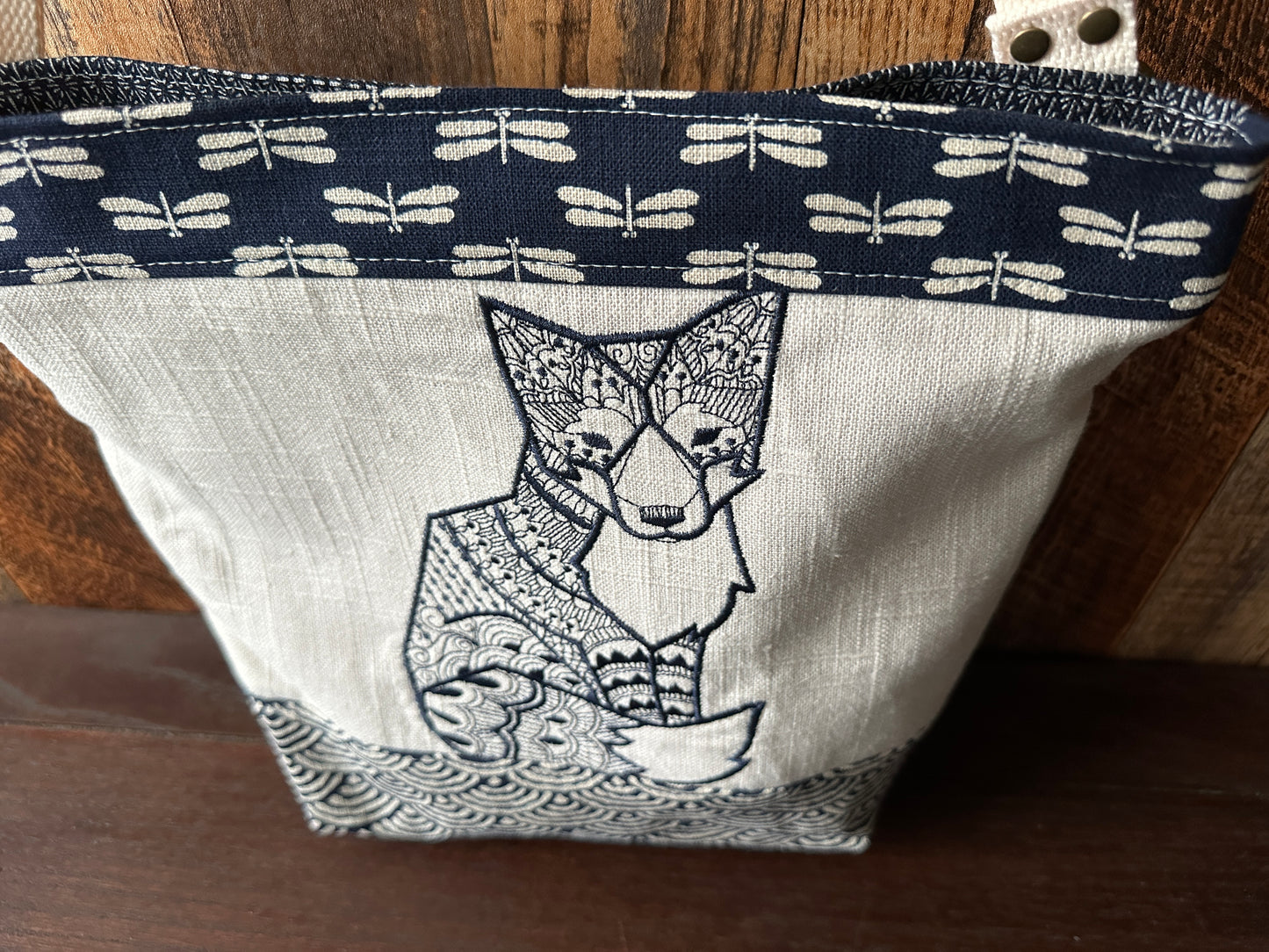 Indigo Linen with Fox Medium Shoulder Bag/Purse