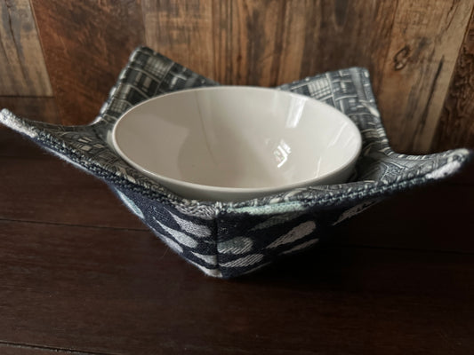 Indigo Library Bowl Cozy