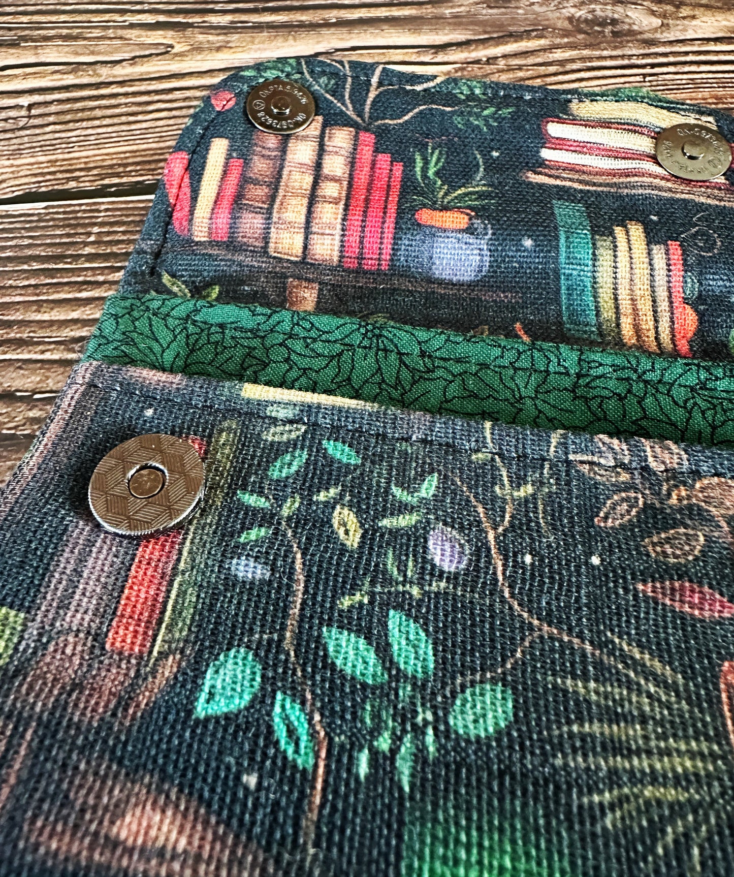 Dark Academia and Book Lover & Woven Wool Simple Card Wallet