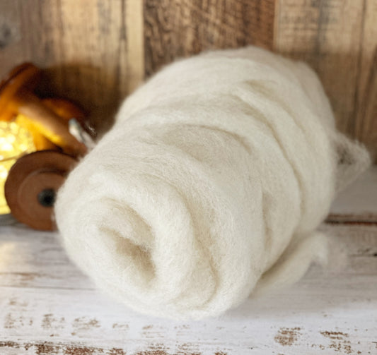 Shetland Wool Roving from Georgia ~ 3 oz Bitty Bump