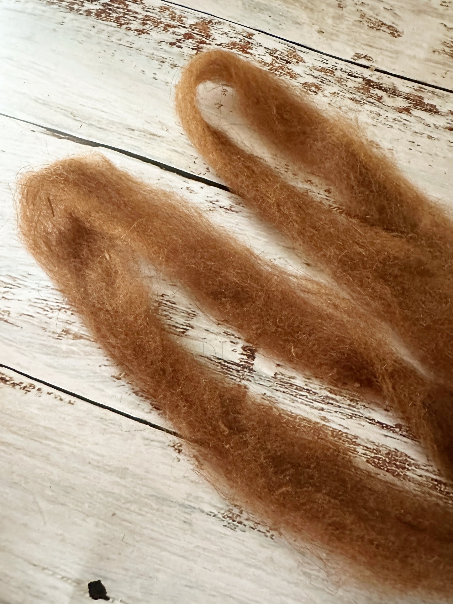 Llama Roving from Cinnamon ~ 3 oz Bitty Bump