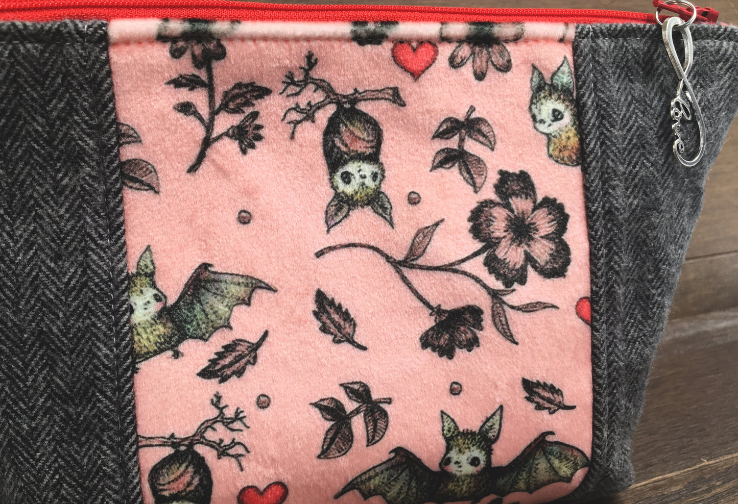 Bat Love! Grab-and-Go Zipper Bag