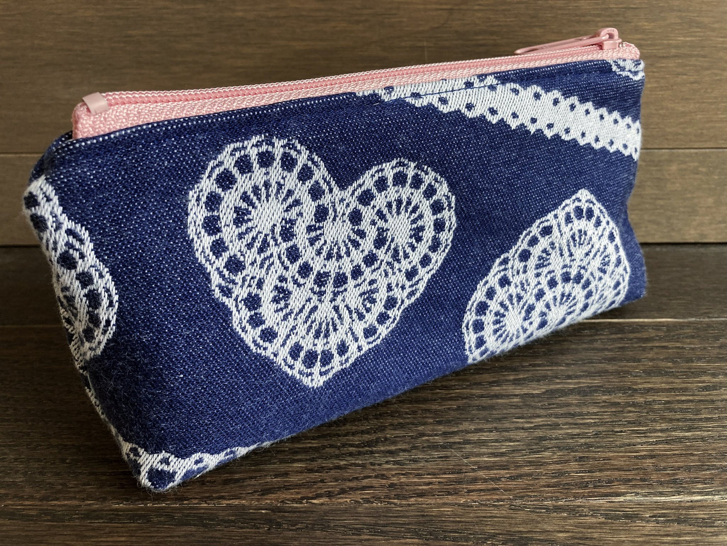 Lace Hearts Jacquard & PUL Lined Compact Zipper Bag