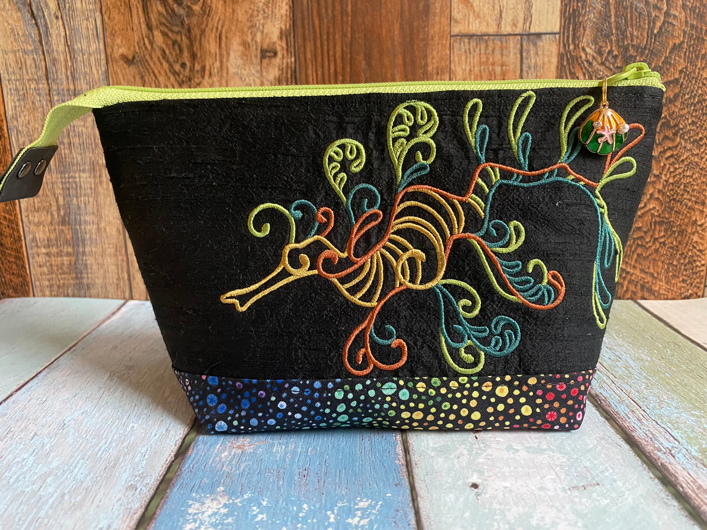 Small Sea Dragon Open Wide Spindle Bag