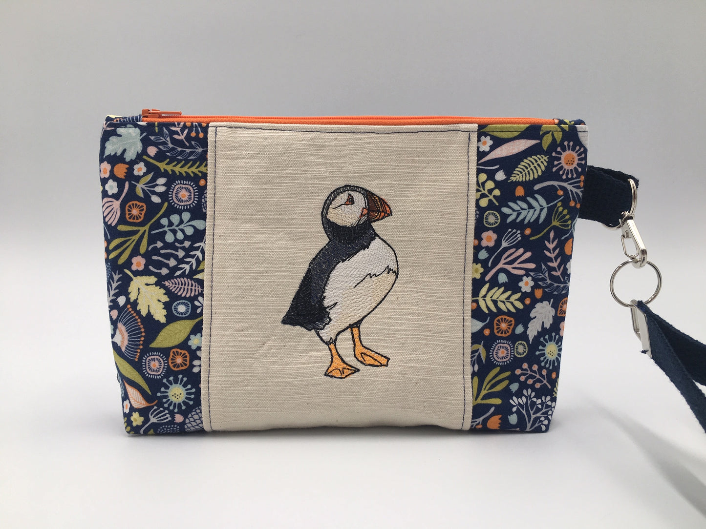 Puffin Rock Jacquard and Embroidery Grab-and-Go Zipper Bag