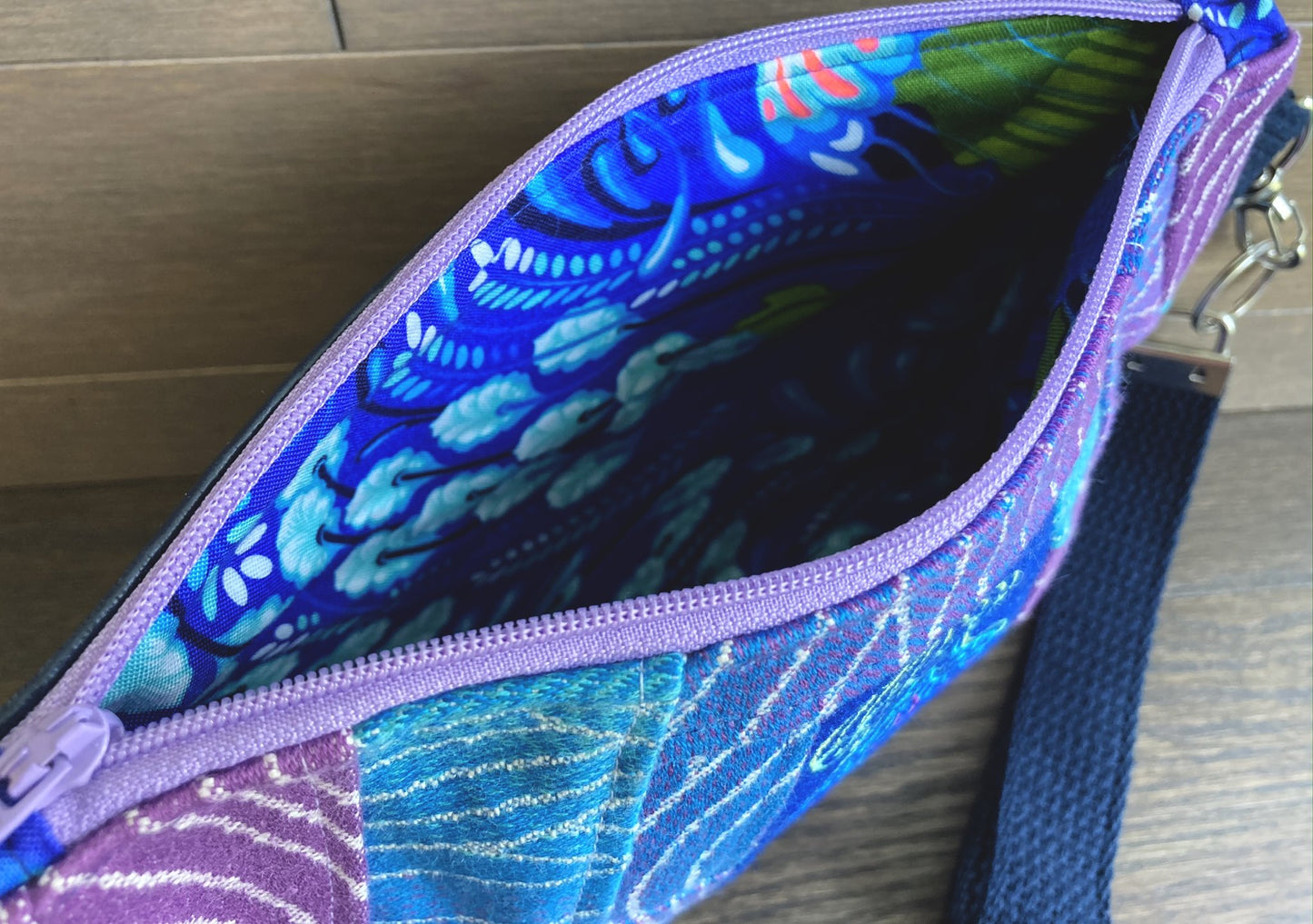 Jellyfish Grab-and-Go Zipper Bag