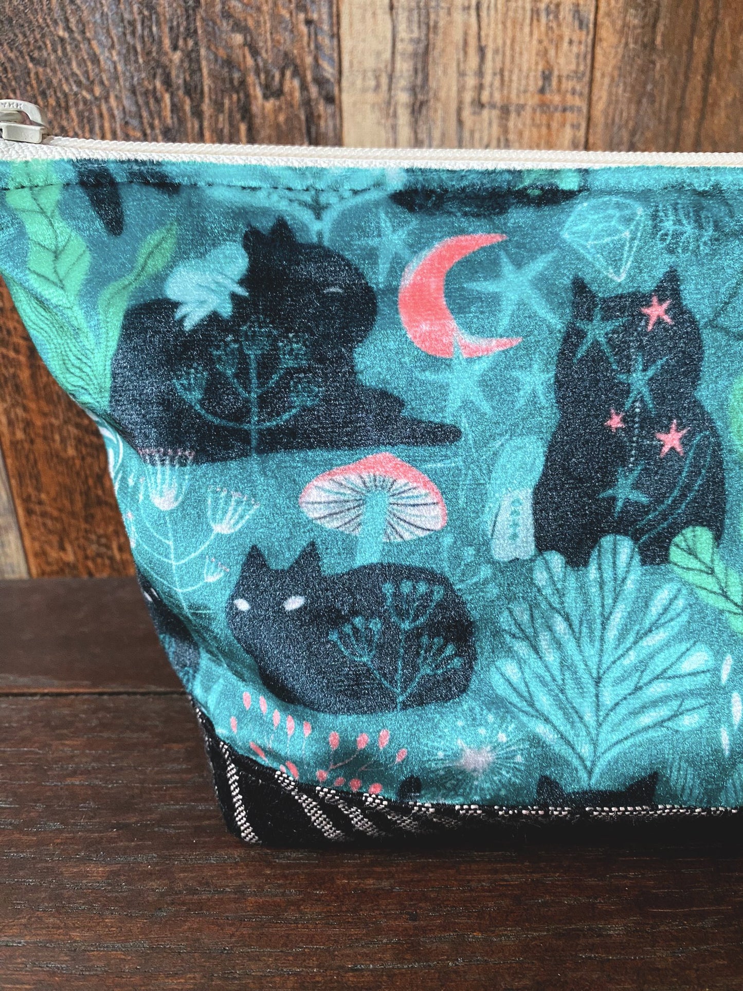 Moonlit Cats Open Wide Spindle Bags