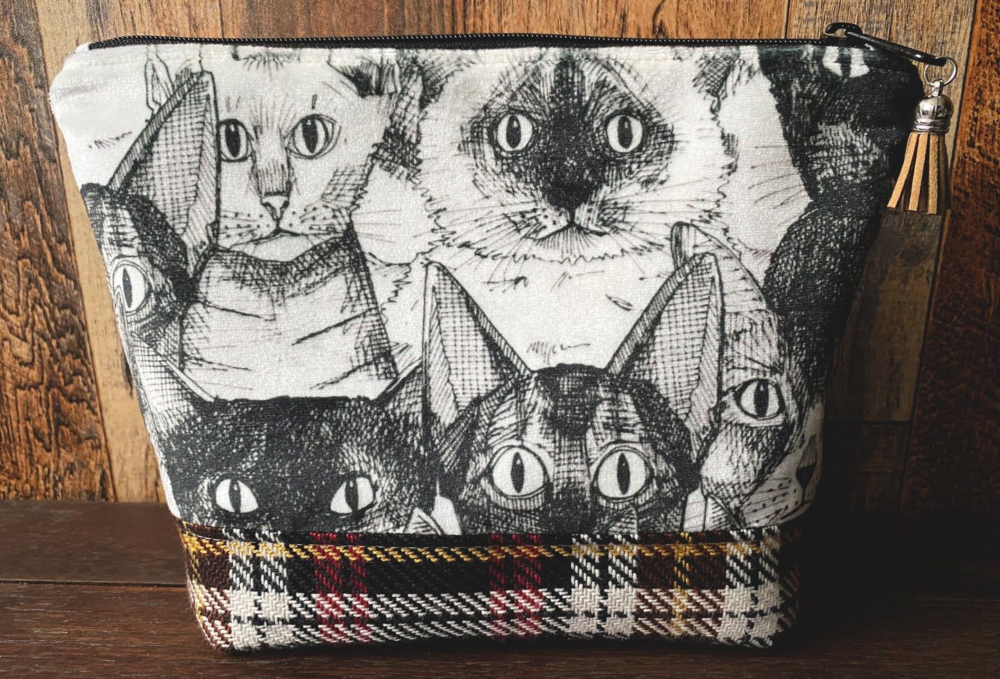 Tortitude Cat Project or Cosmetic Cat Bag