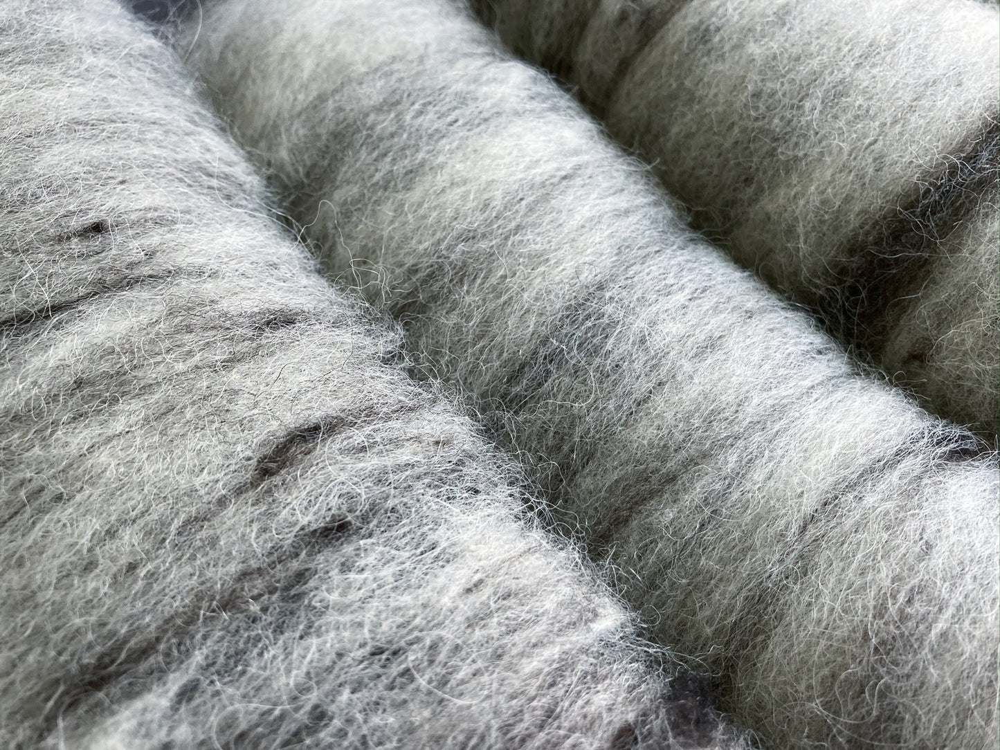 Frankie's Wool and Alpaca Heather Batt for Rustic Spinning